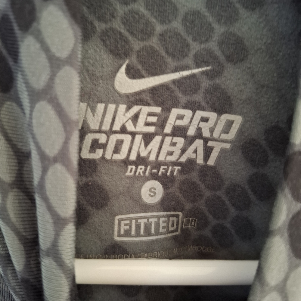 Nike Pro Combat Mens Shirt Compression Gym Running Size Small - Picture 6 of 7